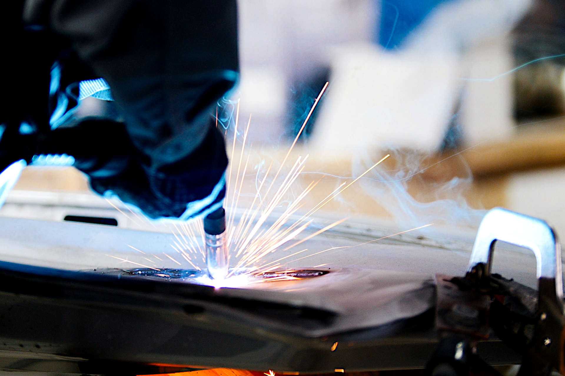 What is the Difference Between AC and DC Welding? American Industrial